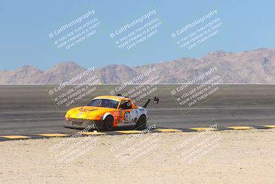 media/Oct-15-2023-Lucky Dog Racing Chuckwalla (Sun) [[f659570f60]]/2nd Stint Bowl/